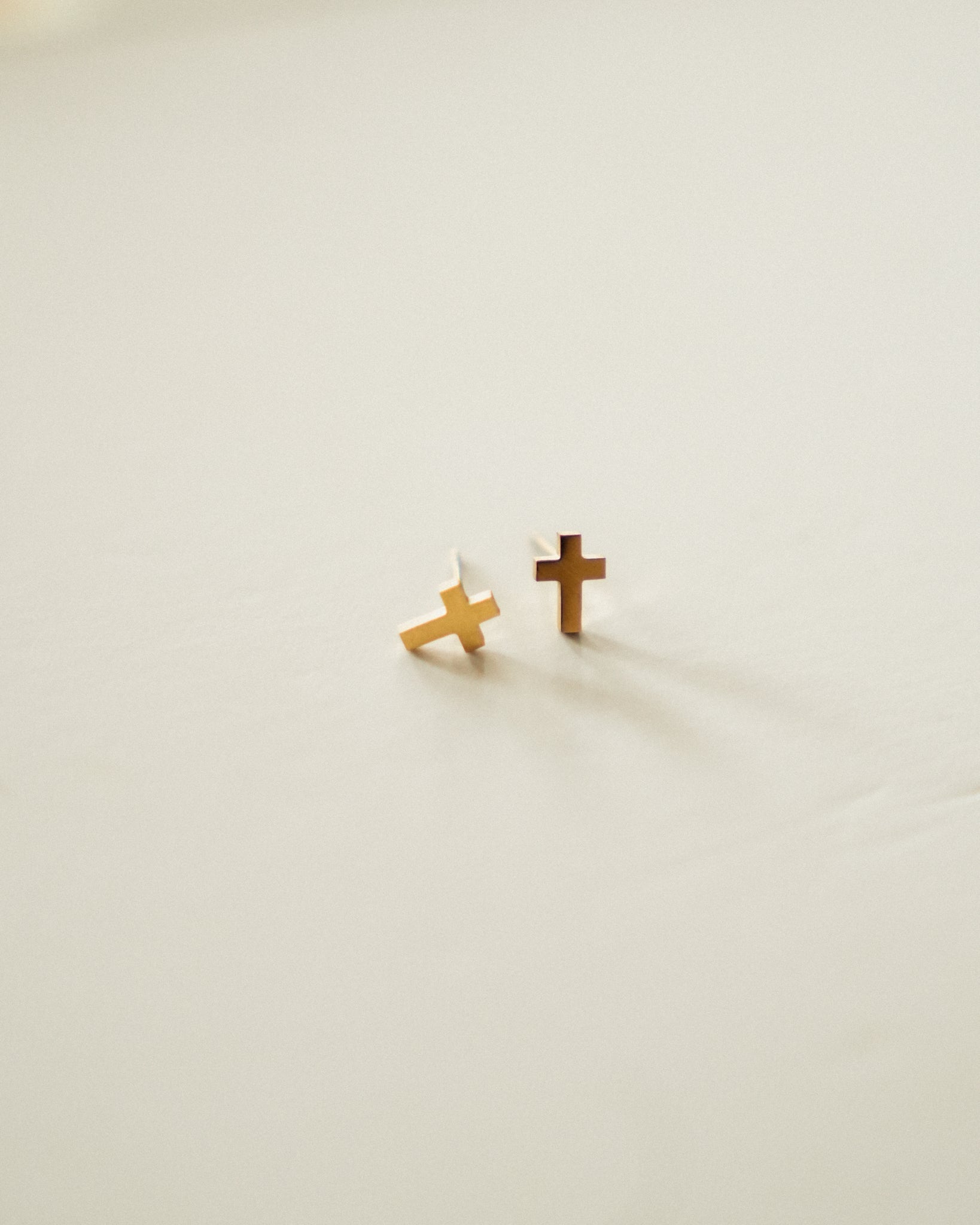 Dainty Cross Stud Earrings // Gold